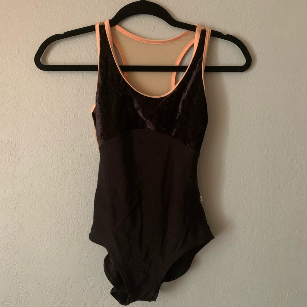 Yumiko Leotard!